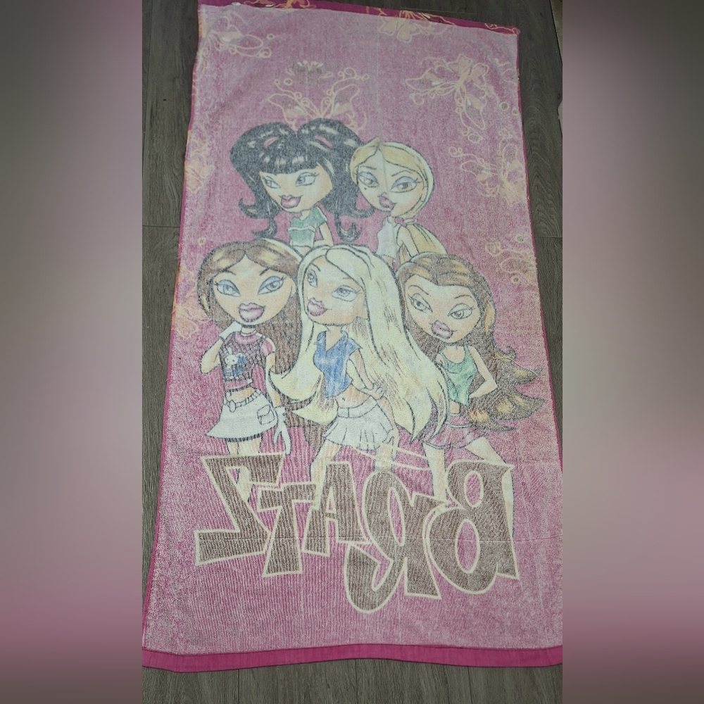 BRATZ Beach Towel Retro Vintage? 30 By 55 Inches - Picture 4 of 6
